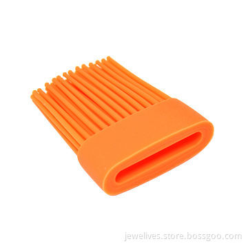 New silicone barbeque cleaning brushes